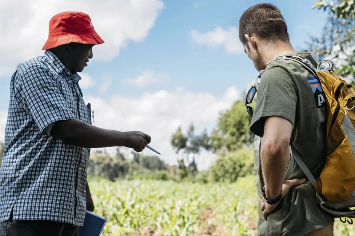 Picking the Right Carbon Unit Provider_ What Smart Buyers Should Know_visual 3